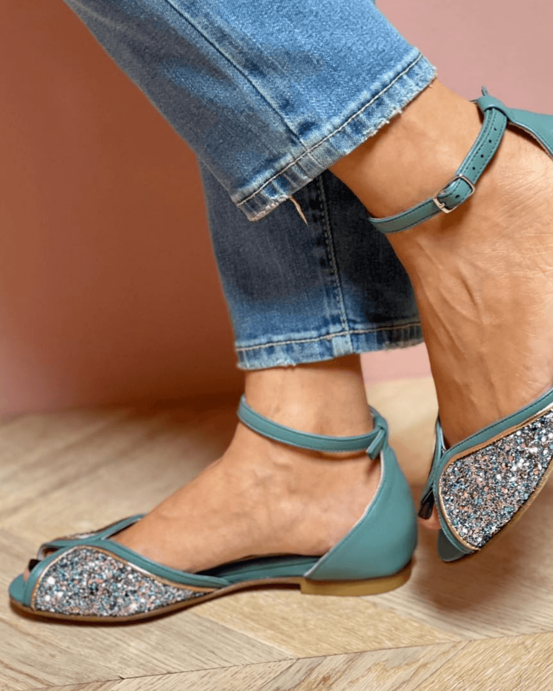 Florina | Embellished Flat Sandals