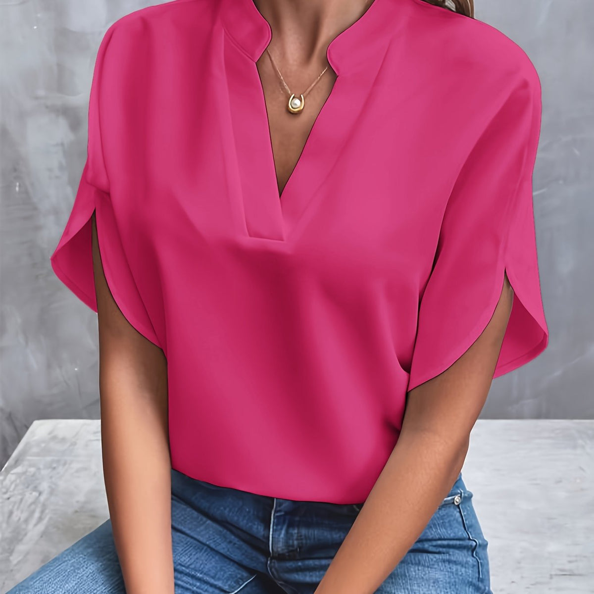 ROBYN – SPLIT SLEEVE V-NECK BLOUSE
