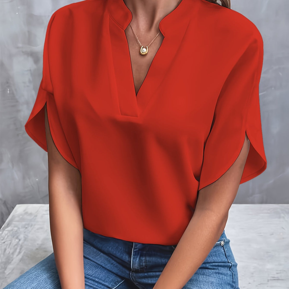 ROBYN – SPLIT SLEEVE V-NECK BLOUSE